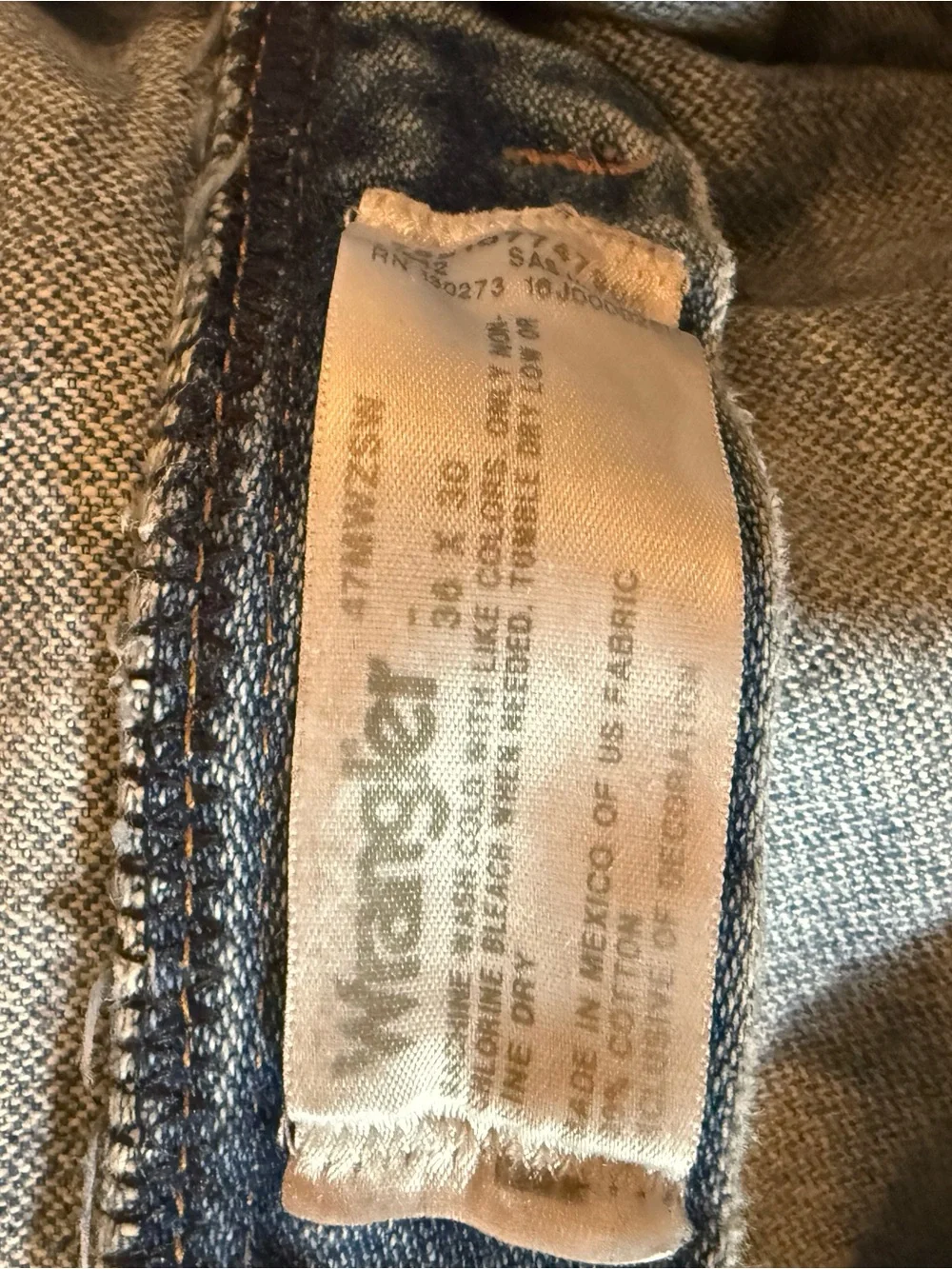 Wrangler Light Wash Men's Relaxed Jeans
